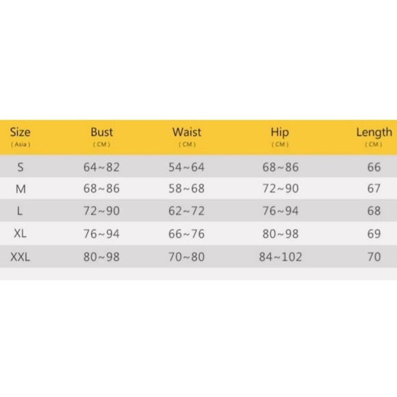 New with tags off the shoulders dress with buttons - Picture 4 of 8